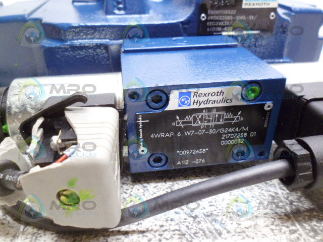 REXROTH 4WRKE25R5-350L-31/6EG24K31/A1D3M-622 * NEW NO BOX *