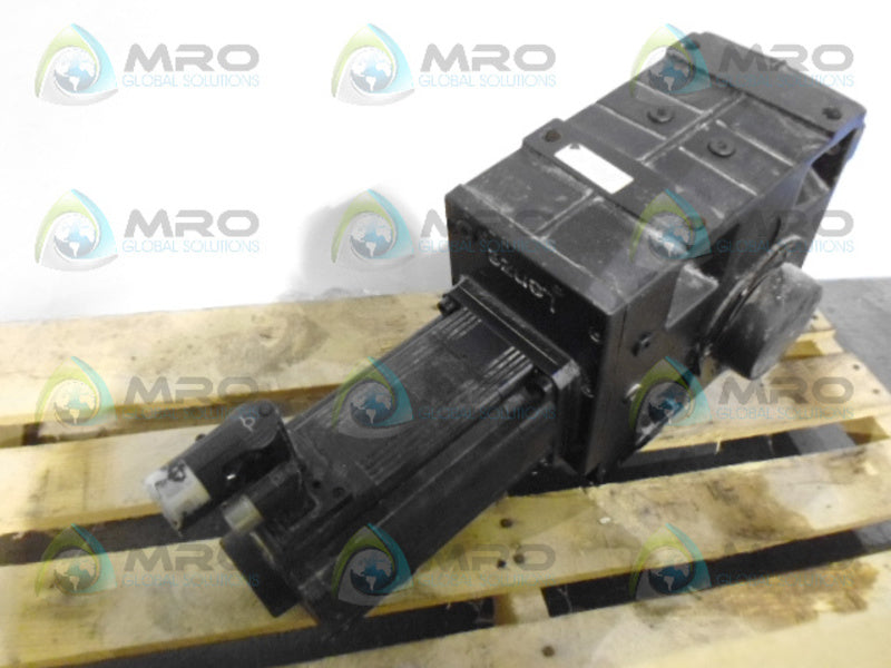LENZE GKS07-3SSBR14LC32 GEAR MOTOR BOX  *USED*