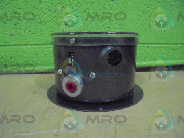 MERCOID DPA-7033-804-62 DIFFERENTRIAL PRESSURE SWITCH *NEW IN BOX*