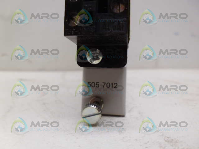 SIEMENS 505-7012 ANALOG I/O MODULE *NEW IN BOX*