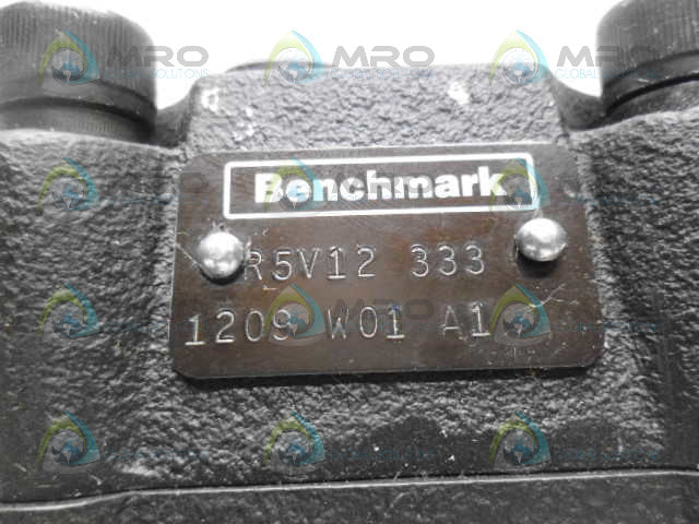 BENCHMARK R5V12 333 1209 W01 A1 *NEW NO BOX*
