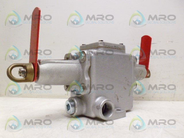 COOPER AFU033355 CONVEYOR CONTROL SWITCH *NEW NO BOX*