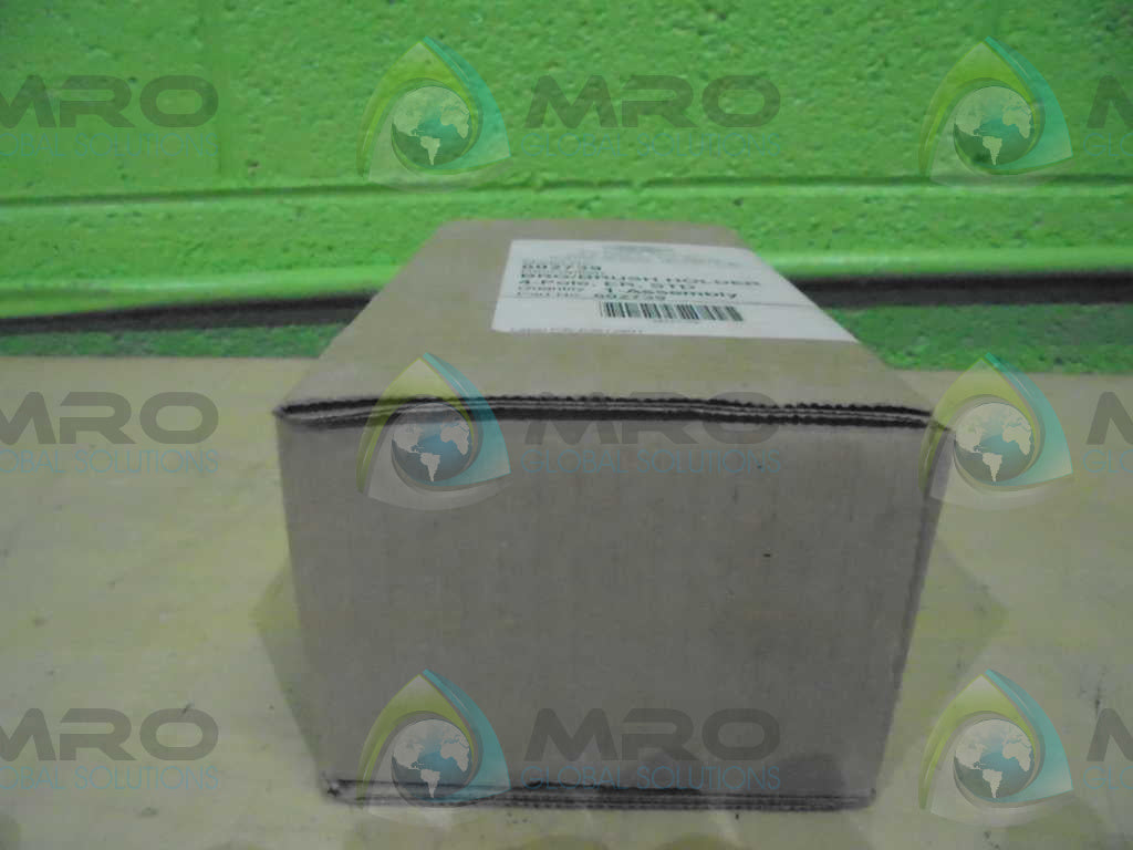 HUBBELL 602739 BRUSHHOLDER 4 POLE *FACTORY SEAL*