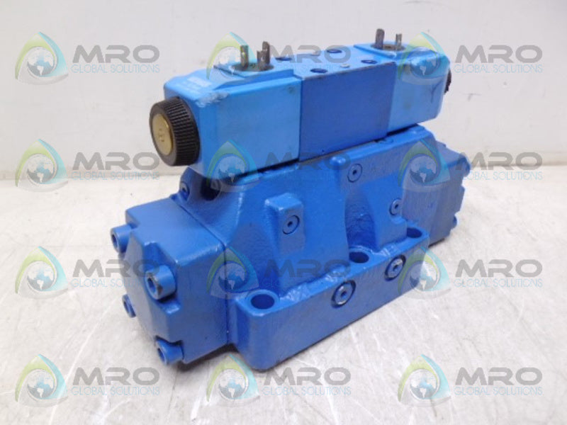 VICKERS DG5V8H6CMUH10 DIRECTIONAL VALVE (AS PICTURED) *NEW NO BOX*