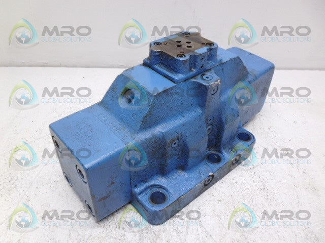 VICKERS DG5S4108CETMWB54 DIRECTIONAL CONTROL VALVE *USED*