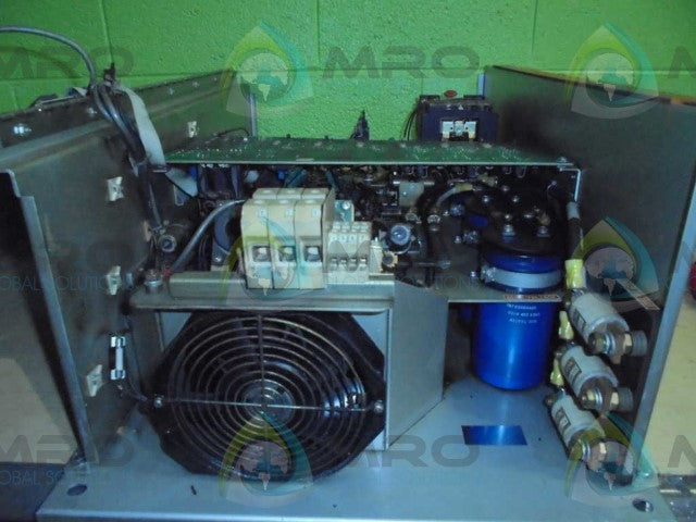 INDUSTRIAL DRIVES VSF2-230/130-03-100-VRF1-25406C2 AC DRIVE *USED*