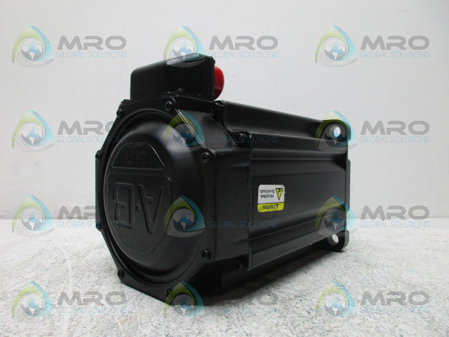 ALLEN BRADLEY MPL-B540K-MJ22AA SER A SERVO MOTOR *NEW NO BOX*