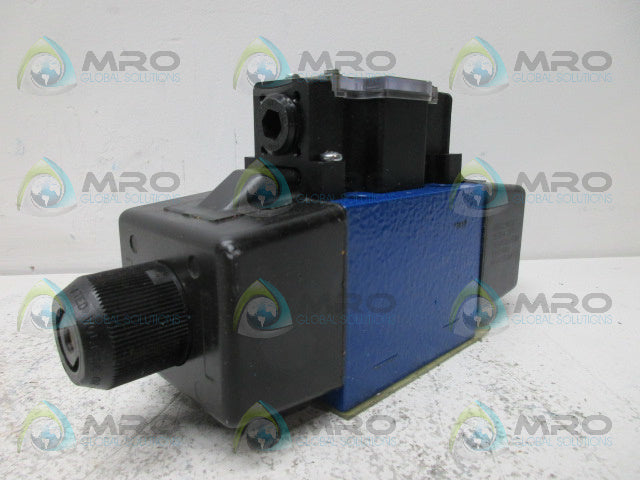REXROTH 4WE10G40/CW110N9DA/V DIRECTIONAL VALVE *NEW NO BOX*
