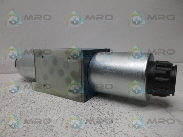 MANNESMANN REXROTH 4WRA10W60-21/G24N9K4/V DIRECTIONAL VALVE *NEW NO BOX*