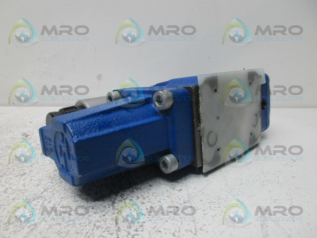 REXROTH 4WRZ10W6-85-72/6EG24N9ETK4/V DIRECTIONAL VALVE *NEW NO BOX*
