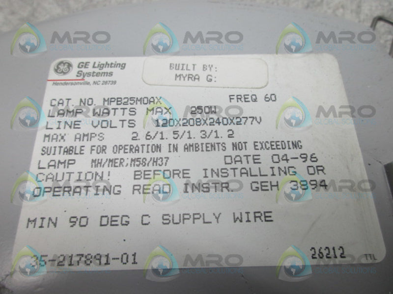 GENERAL ELECTRIC MPB25MOAX LIGHT FIXTURE (AS PICTURED) *NEW NO BOX*