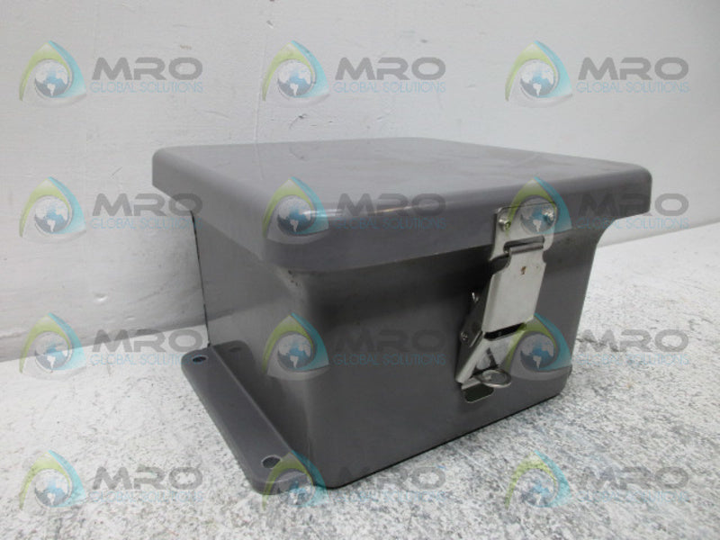 ROBROY J606HPL STAHLIN FIBERGLASS ENCLOSURE *NEW IN BOX*