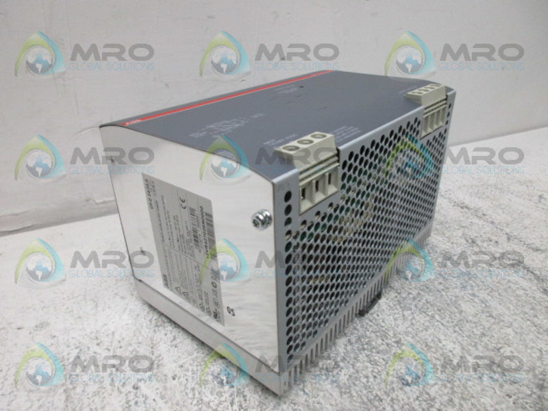 ABB 1SVR427026R0000 SWITCH MODE POWER SUPPLY *NEW IN BOX*