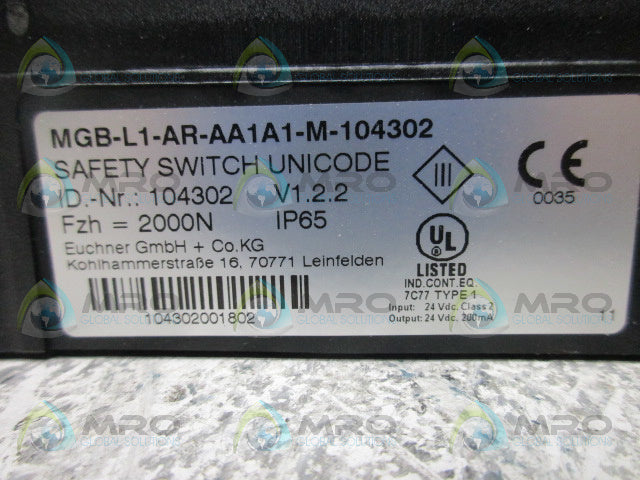 EUCHNER MGB-L1-AR-AA1A1-M-104302 SAFETY SWITCH *NEW IN BOX*