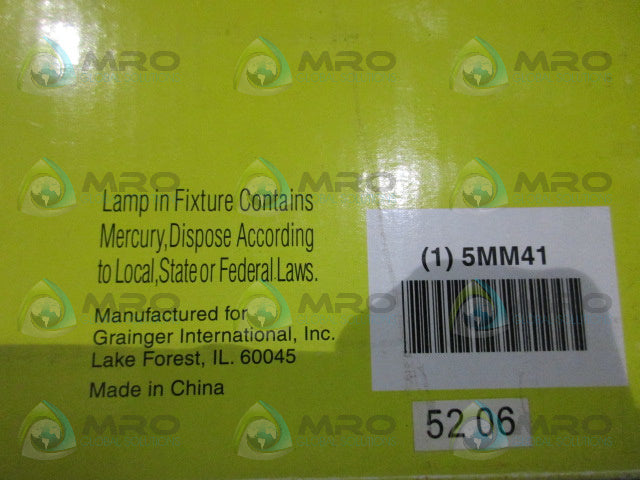 LUMA PRO CM02-175MH TYPE 57 5MM41 175W CEILING SECURITY LIGHT *NEW IN BOX*