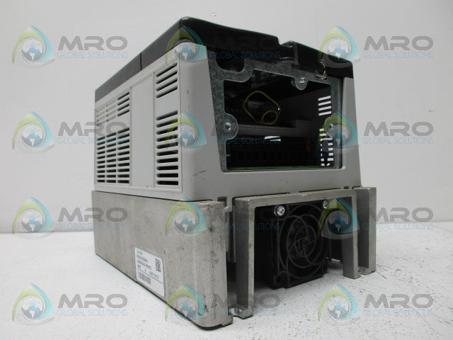 ALLEN BRADLEY 20AD5P0A0AYNANC0 SER A F/W 5.001 DRIVE w/ 20-HIM-A3 SER C *USED*