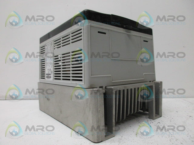 ALLEN BRADLEY 20AD5P0A0AYNANC0 SER A F/W 5.001 DRIVE w/ 20-HIM-A3 SER C *USED*