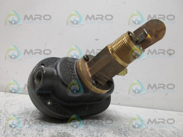 MCDONNELL & MILLER 120201 FS7-4W 1-1/4 NPT FLOW SWITCH *NEW IN BOX*