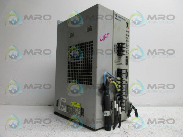 ALLEN BRADLEY ULTRA3000I 2098-DSD-HV150X-DN SER B F/W V1.36 AC DRIVE *USED*