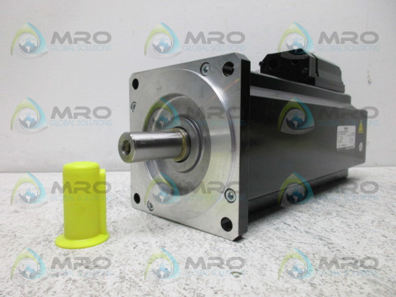 SCHNEIDER ELECTRIC SM-140/30/210/P0/45/M1/B1 SERVO MOTOR *NEW IN BOX*