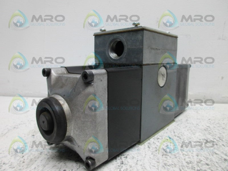 REXROTH 4WE10H21/AW110NDAV VALVE *USED*