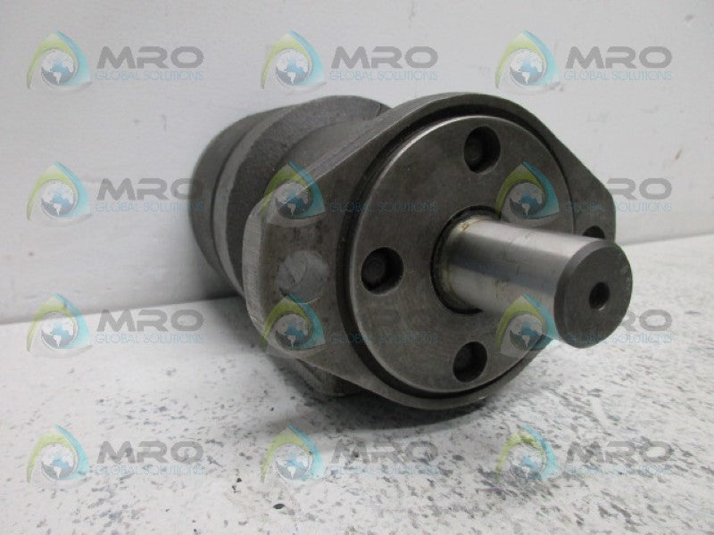 CHAR-LYNN EATON 1031040008 HYDRAULIC MOTOR *USED*