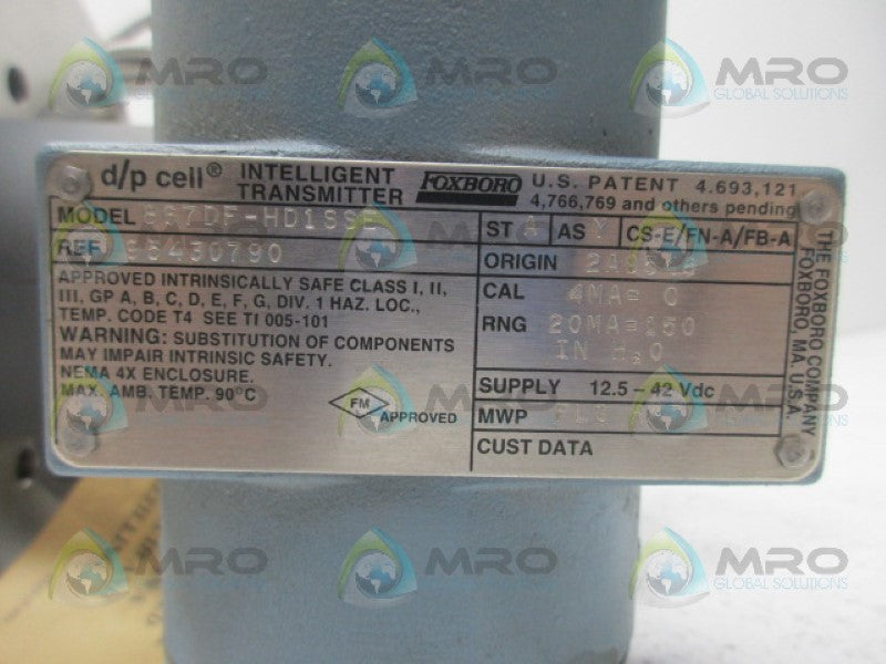 FOXBORO 867DF-HD1SSE INTELLIGENT TRANSMITTER *NEW NO BOX*