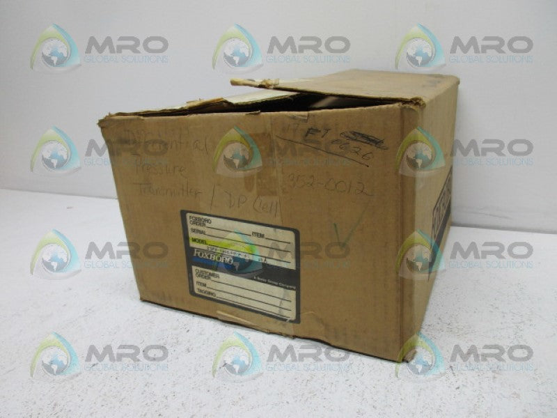 FOXBORO IDP10-D22B21F-M1B1 PRESSURE TRANSMITTER *NEW IN BOX*