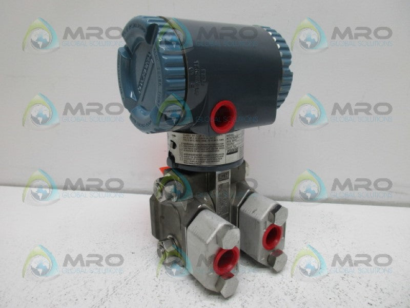 FOXBORO IDP10-D22B21F-M1B1 PRESSURE TRANSMITTER *NEW IN BOX*