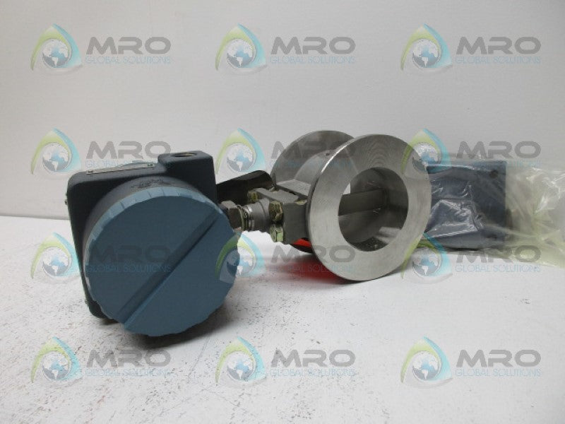 FOXBORO 83W-D03S1SSTNF VORTEX FLOWMETER *NEW IN BOX*
