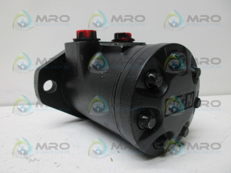 CHAR-LYNN 1011289009 MOTOR *NEW NO BOX*
