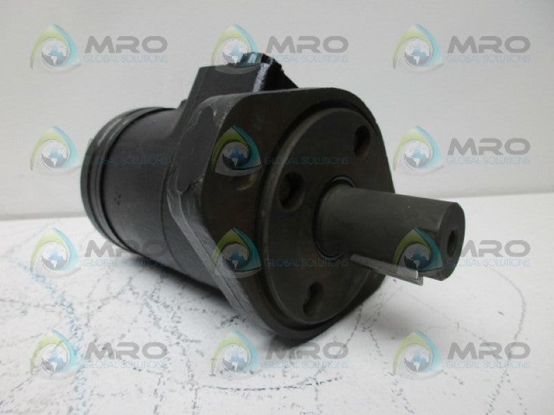 CHAR-LYNN 1011289009 HYDRAULIC MOTOR *NEW IN BOX*