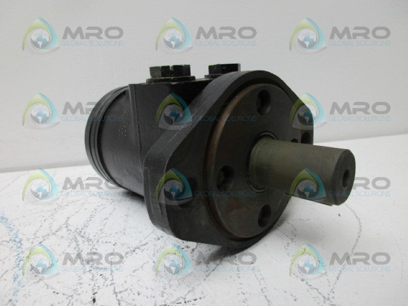 CHAR-LYNN 1011128009 HYDRAULIC MOTOR *NEW NO BOX*
