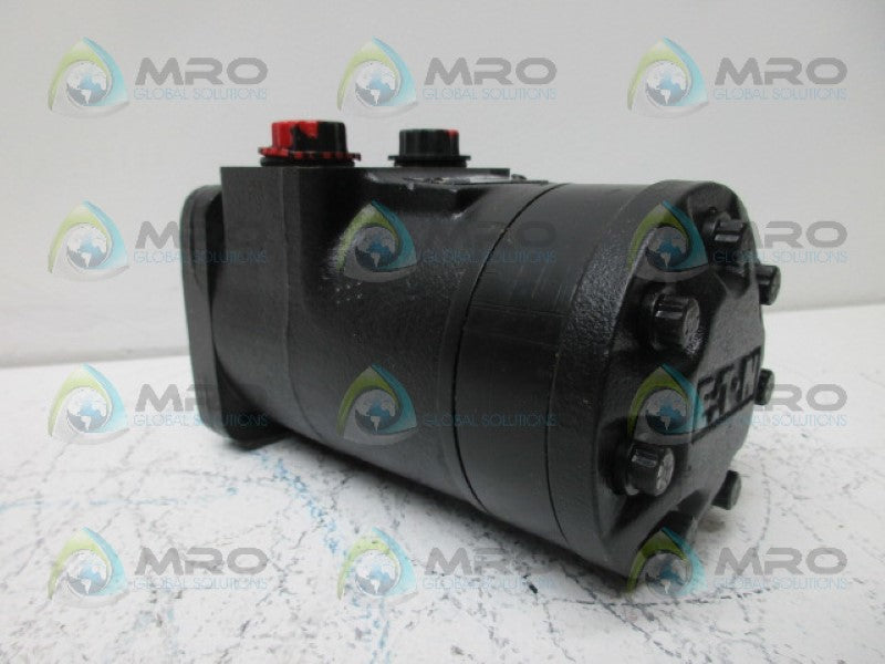 CHAR-LYNN 1011008009 HYDRAULIC MOTOR *NEW NO BOX*