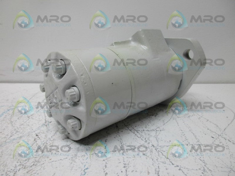 CHAR-LYNN 1012020009 HYDRAULIC MOTOR *NEW NO BOX*