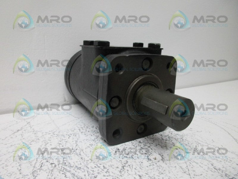 CHAR-LYNN 1011017009 HYDRAULIC MOTOR *NEW NO BOX*