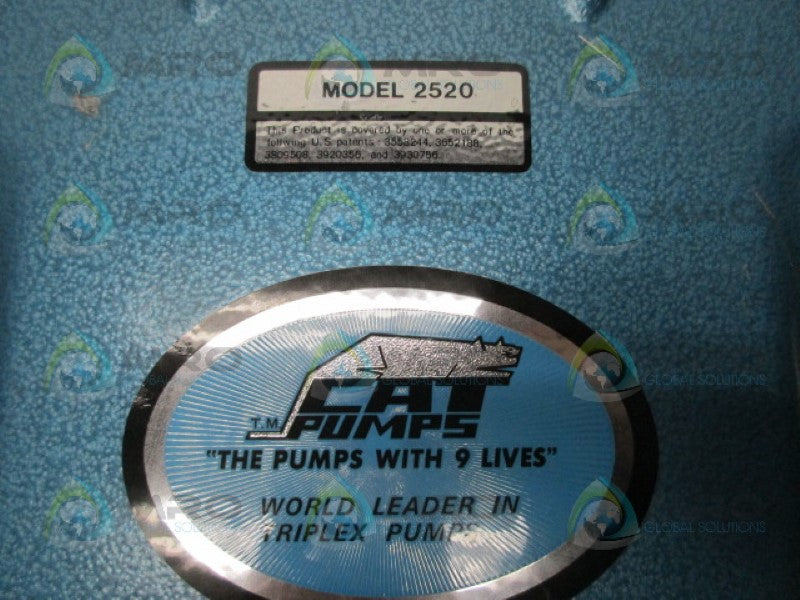 CAT PUMPS 2520 TRIPLEX PUMP *NEW NO BOX*