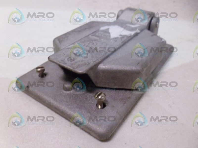 CROUSE-HINDS 0401127 SINGLE GANG *NEW NO BOX*