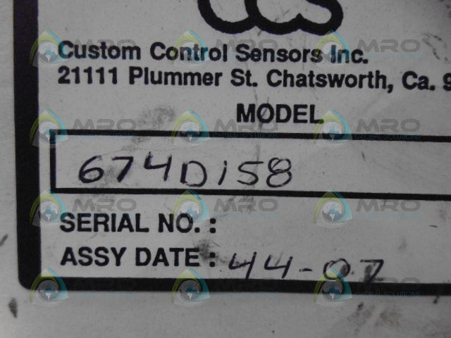 CCS 674D158 PRESSURE SWITCH *NEW IN BOX*