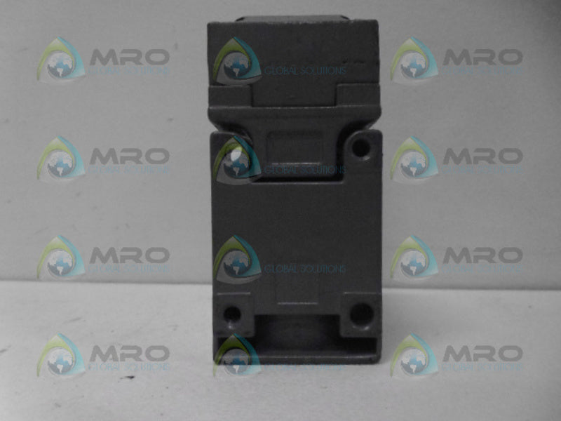 SQUARE D 9007C52B2 LIMIT SWITCH *USED*