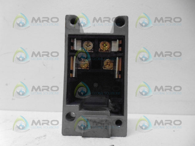 SQUARE D 9007CT54 LIMIT SWITCH BASE *USED*