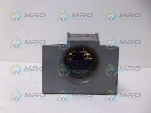 SQUARE D 9007CT54 LIMIT SWITCH BASE *USED*