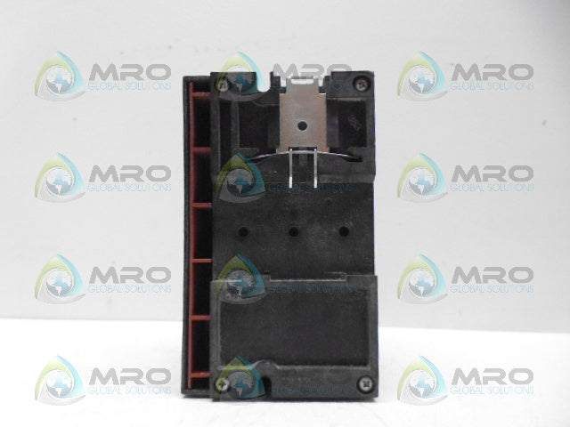 SIEMENS 3VU1600-1MR00 STARTER MOTOR PROTECTOR *USED*