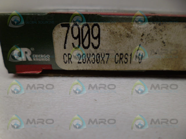 CHICAGO RAWHIDE 7909 20X30X7 CRS1 OIL SEAL *NEW IN BOX*