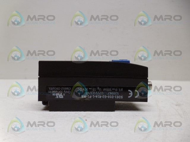 FESTO SDE1-D10-G2-R14-L-P1-M8 PRESSURE SENSOR *NEW NO BOX*