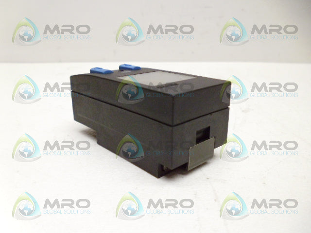 FESTO SDE1-D10-G2-R14-L-P1-M8 PRESSURE SENSOR *NEW NO BOX*
