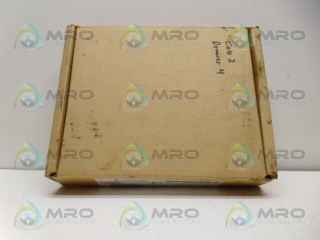 ALLEN BRADLEY CONTROLLOGIX 1756-M08SE SER. B F/W 15.32 INTERFACE *NEW IN BOX*