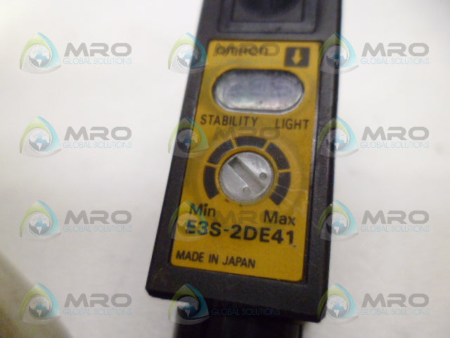 OMRON E3S-2DE41 PHOTO SWITCH RECEIVER (AS PICTURED) *NEW NO BOX*