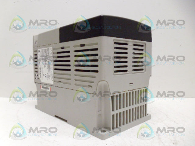 ALLEN BRADLEY POWERFLEX40 22B-D4P0N104 SER. A AC DRIVE F/W 2.01 *NEW NO BOX*
