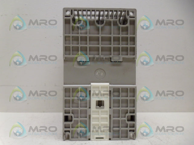 ALLEN BRADLEY POWERFLEX40 22B-D4P0N104 SER. A AC DRIVE F/W 2.01 *NEW NO BOX*